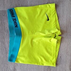 Nike 2" Neon Lime Short - M
